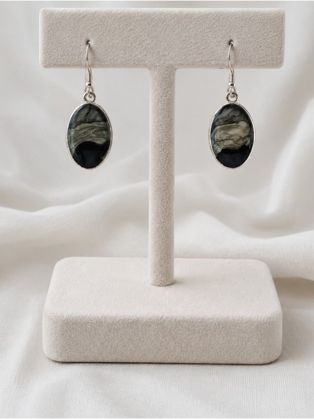 Croft & Barrow Oval Drop Earrings Crazy Lace Agate Style Marbeling NWT